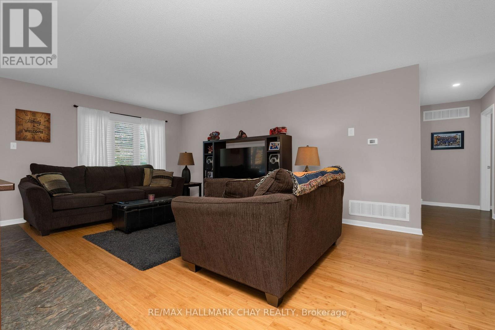 38 Rose Valley Way, Wasaga Beach, Ontario  L9Z 3C5 - Photo 13 - S12492986