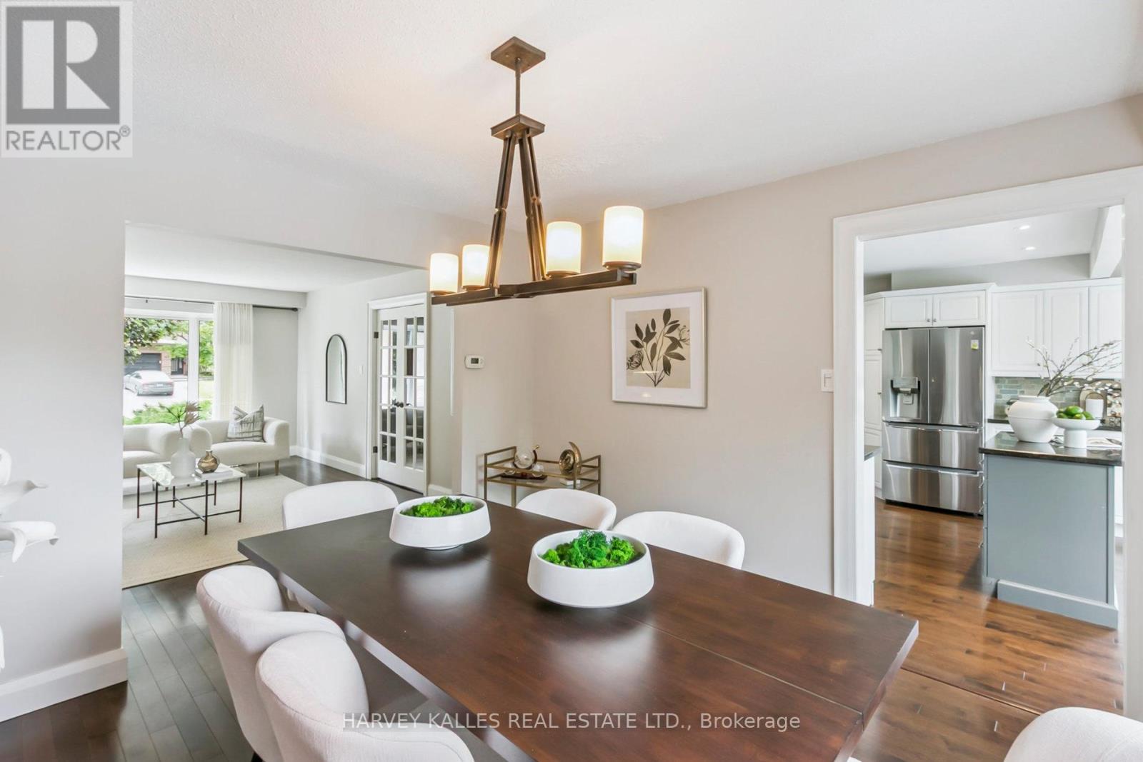 92 Golf Links Drive, Aurora, Ontario  L4G 3V3 - Photo 12 - N12493514