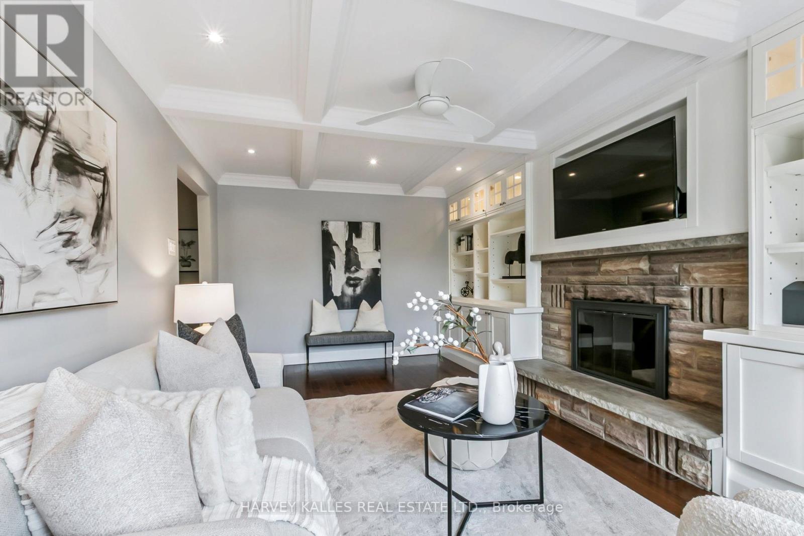 92 Golf Links Drive, Aurora, Ontario  L4G 3V3 - Photo 28 - N12493514