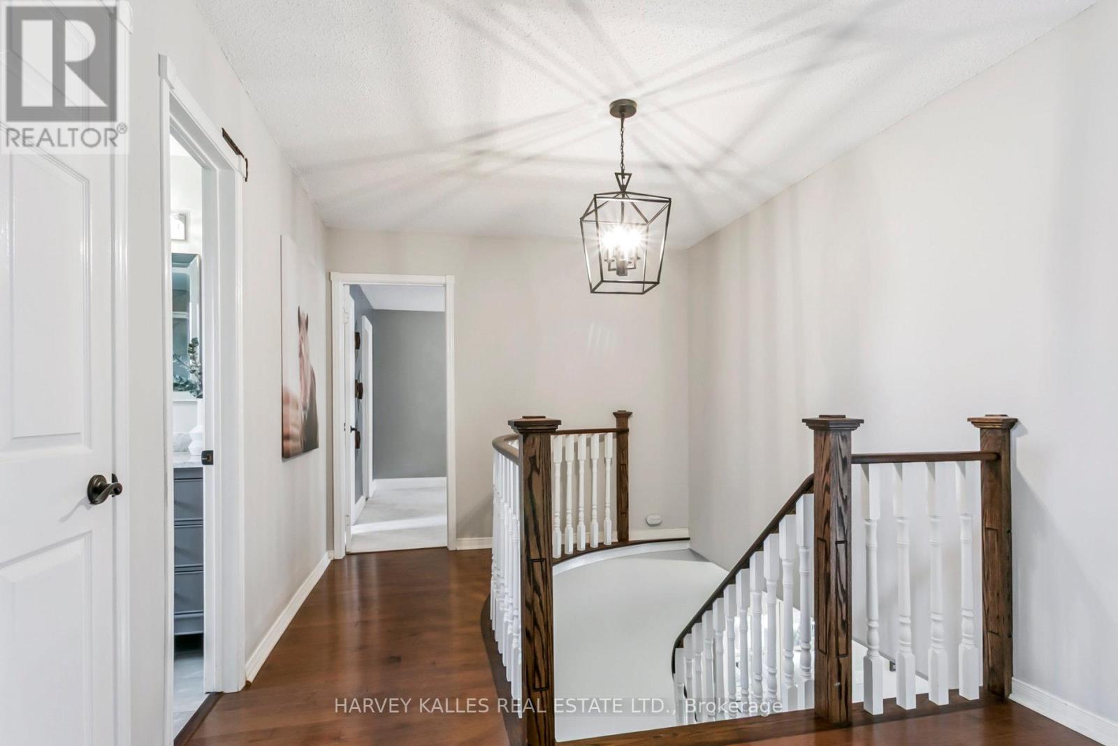 92 Golf Links Drive, Aurora, Ontario  L4G 3V3 - Photo 43 - N12493514