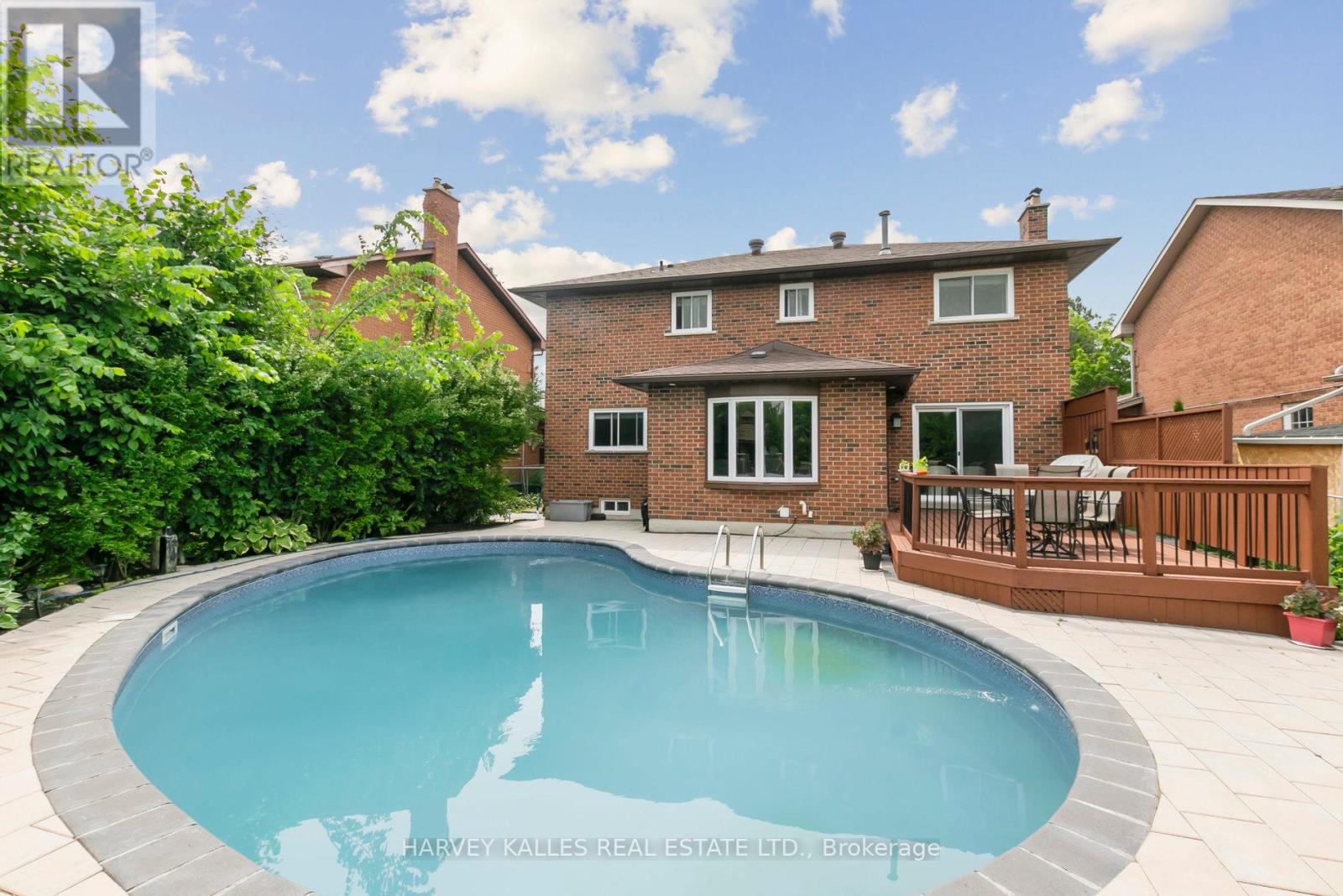 92 Golf Links Drive, Aurora, Ontario  L4G 3V3 - Photo 46 - N12493514