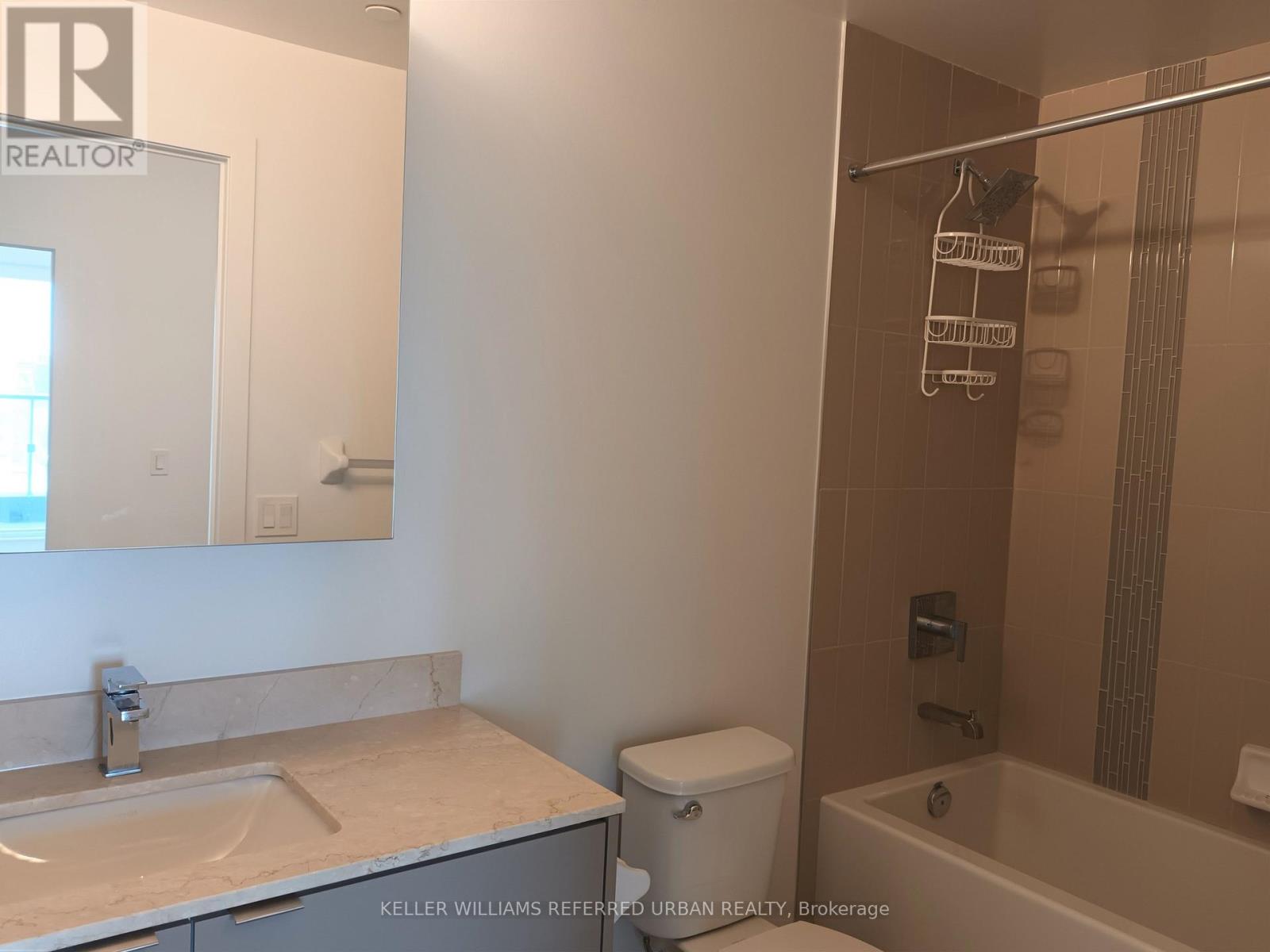 221 - 100 Eagle Rock Way, Vaughan, Ontario  L6A 5B9 - Photo 12 - N12493524