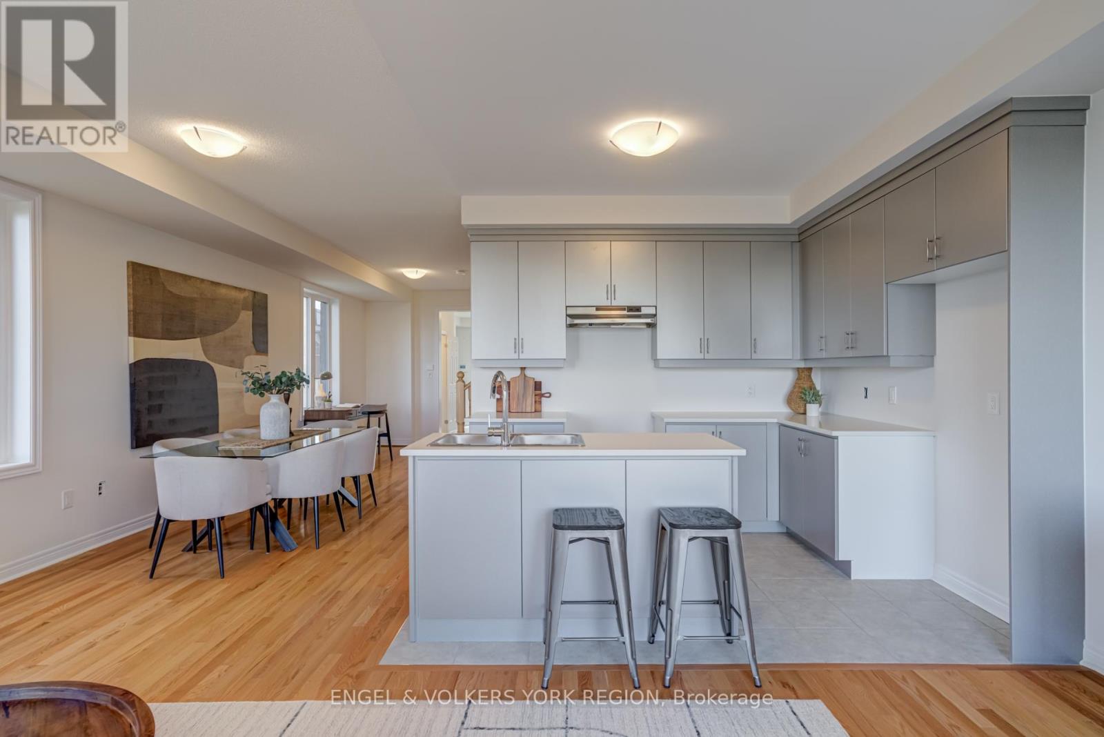 156 Mumbai Drive, Markham, Ontario  L3S 3K5 - Photo 17 - N12493526