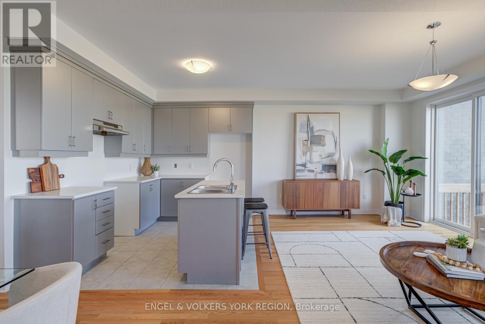 156 Mumbai Drive, Markham, Ontario  L3S 3K5 - Photo 18 - N12493526