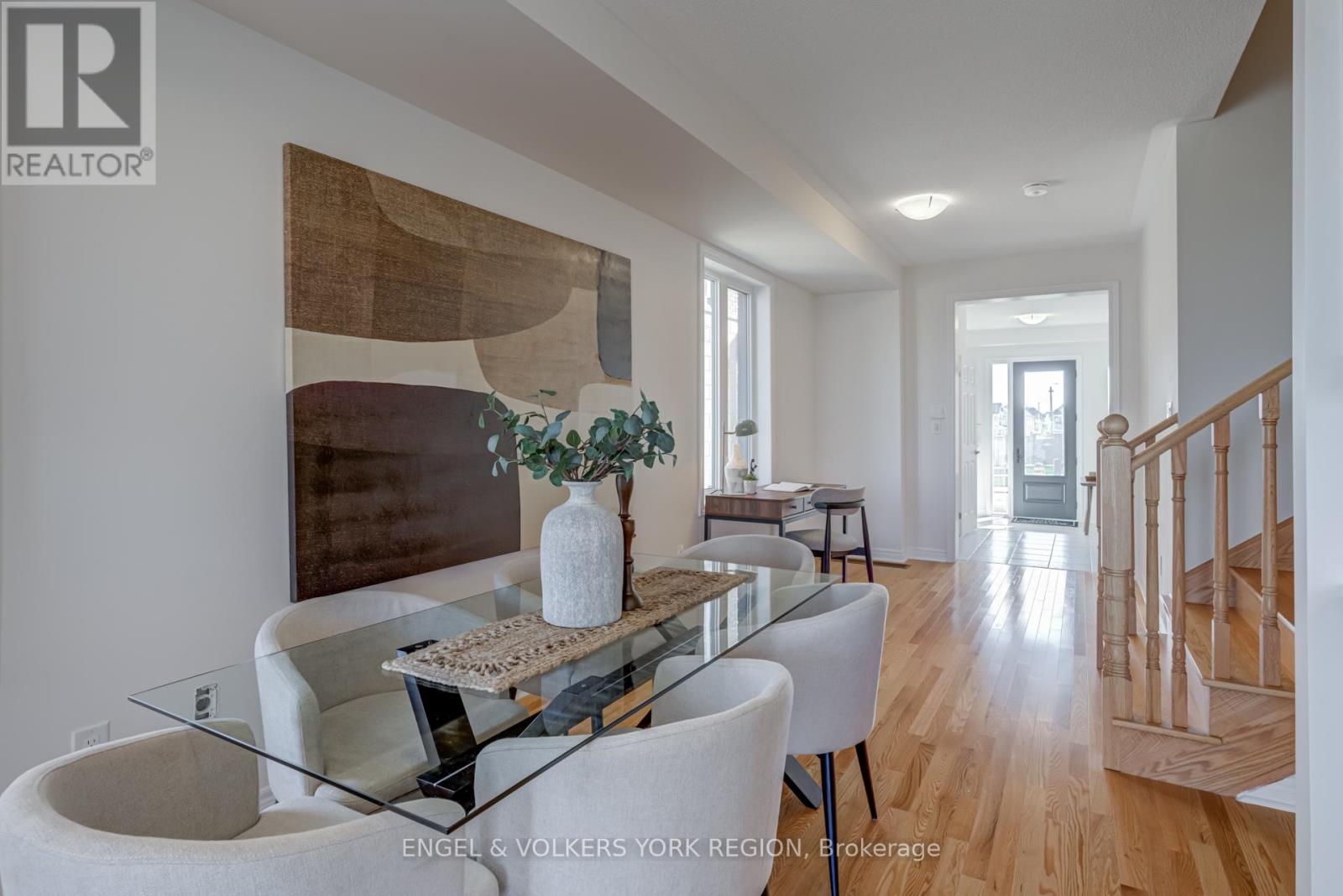 156 Mumbai Drive, Markham, Ontario  L3S 3K5 - Photo 8 - N12493526