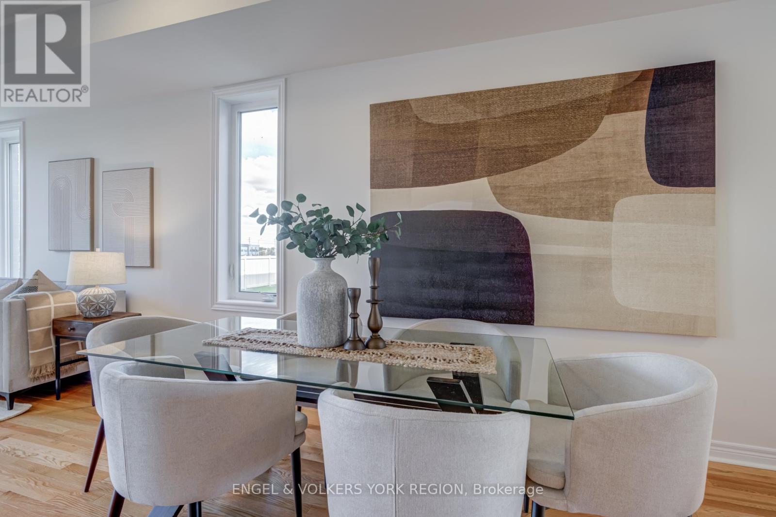 156 Mumbai Drive, Markham, Ontario  L3S 3K5 - Photo 9 - N12493526