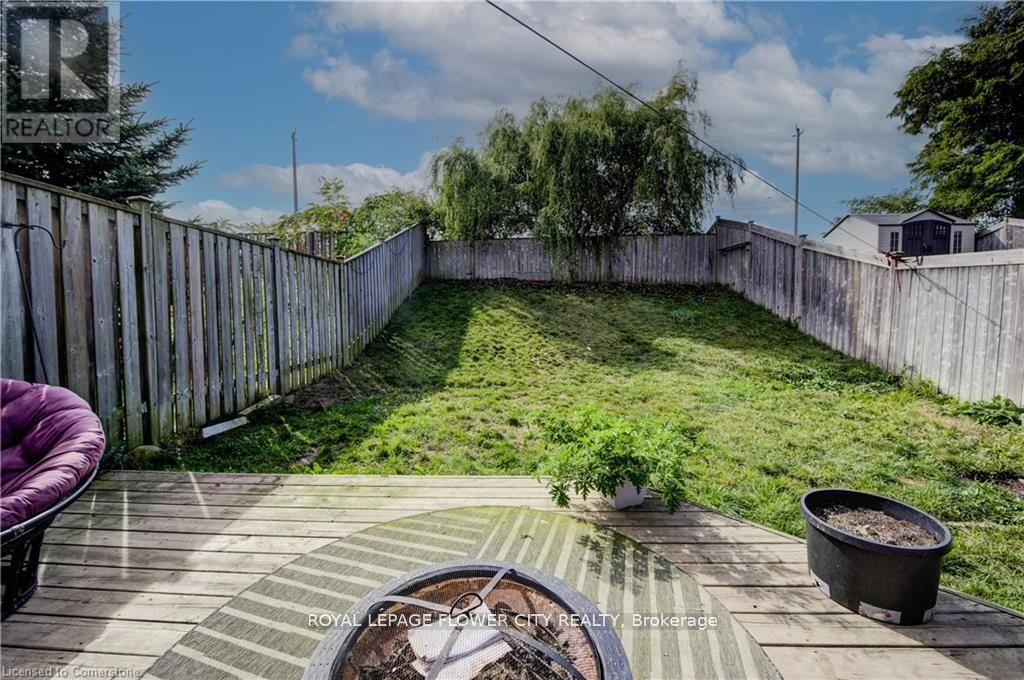 187 Huck Crescent W, Kitchener, Ontario  N2N 3P7 - Photo 32 - X12491664