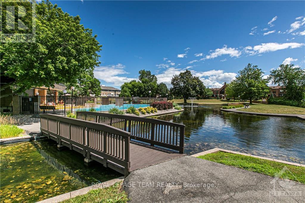 200 - 260 Brittany Drive, Ottawa, Ontario  K1K 4M2 - Photo 23 - X12475328
