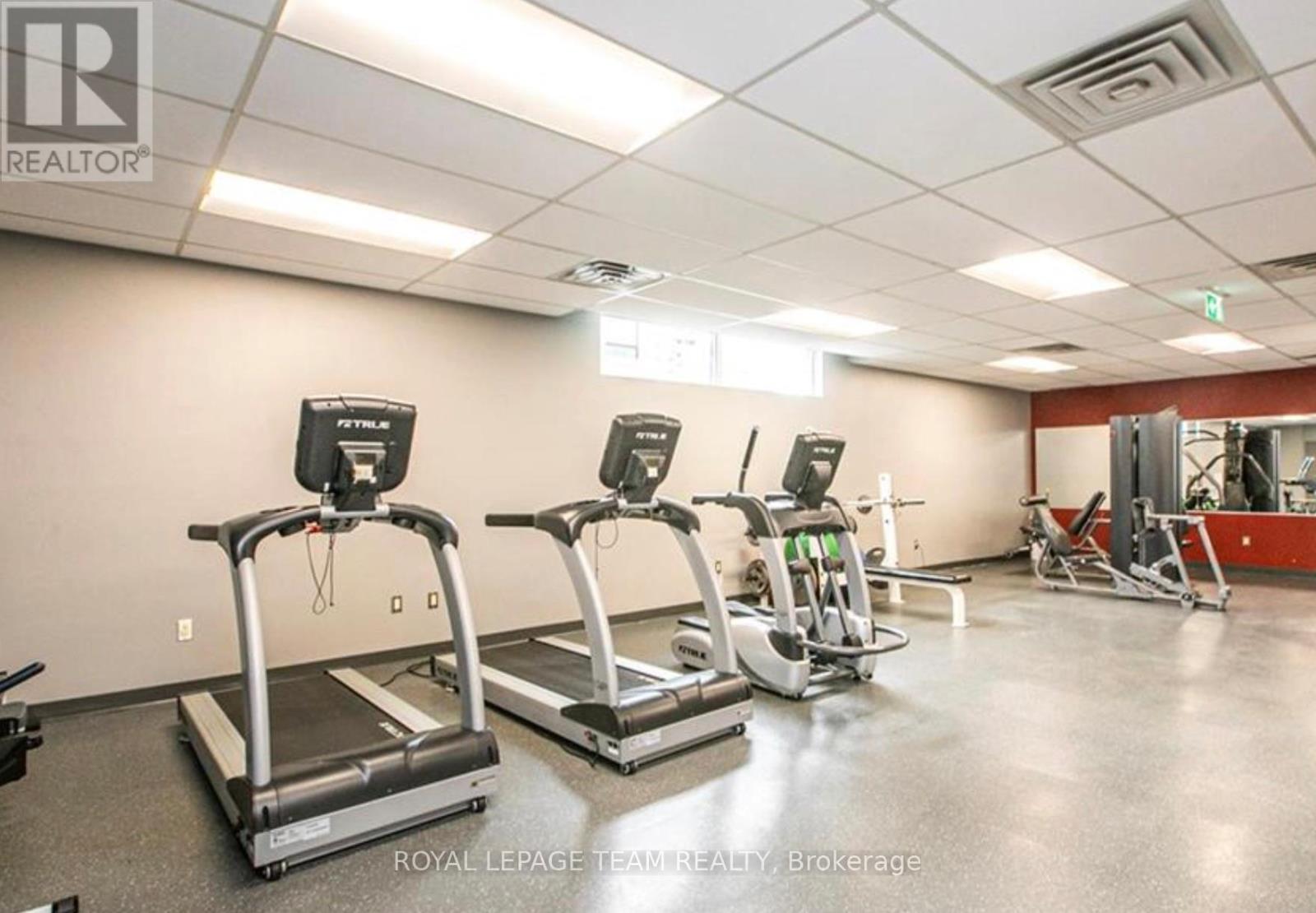 200 - 260 Brittany Drive, Ottawa, Ontario  K1K 4M2 - Photo 20 - X12475328