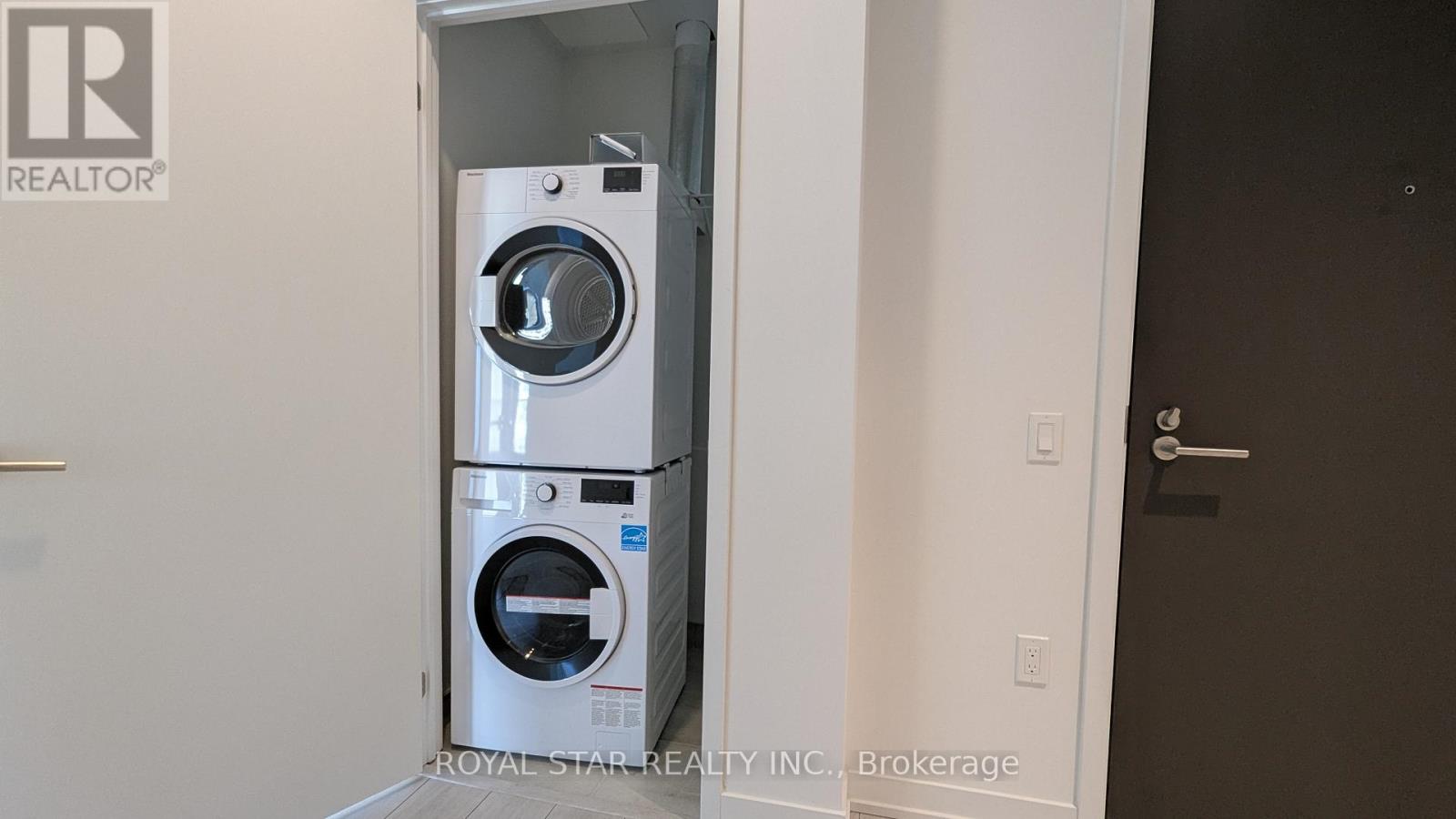 806 - 39 Mary Street, Barrie, Ontario  L4N 1S9 - Photo 12 - S12492796