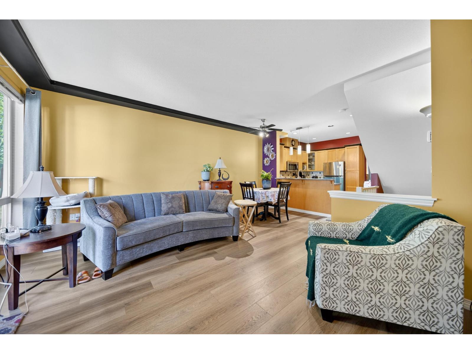 30 7250 144 Street, Surrey, British Columbia  V3W 1L7 - Photo 2 - R3047560