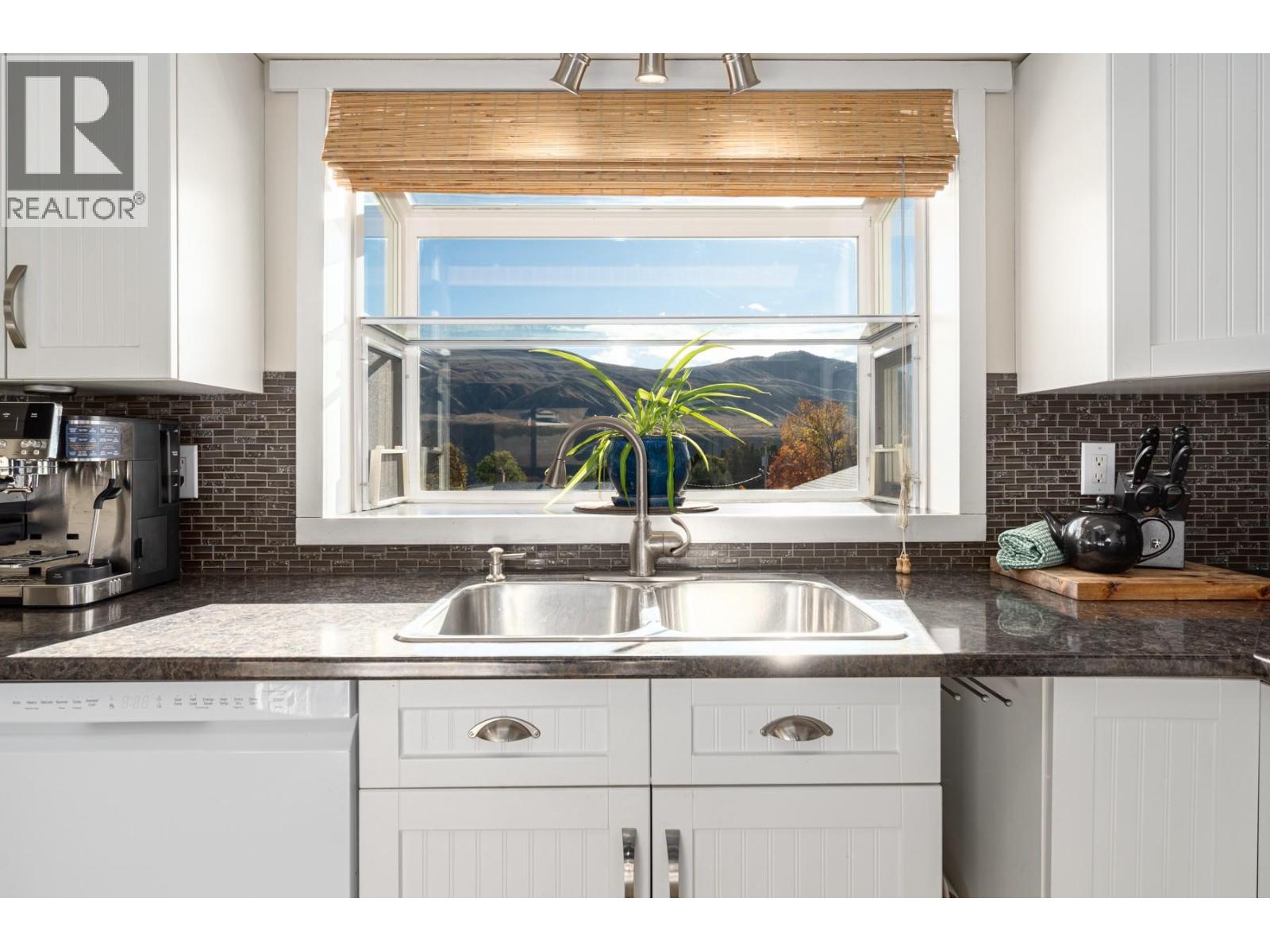 705 Elm Street, Ashcroft, British Columbia  V0K 1A0 - Photo 6 - 10366947