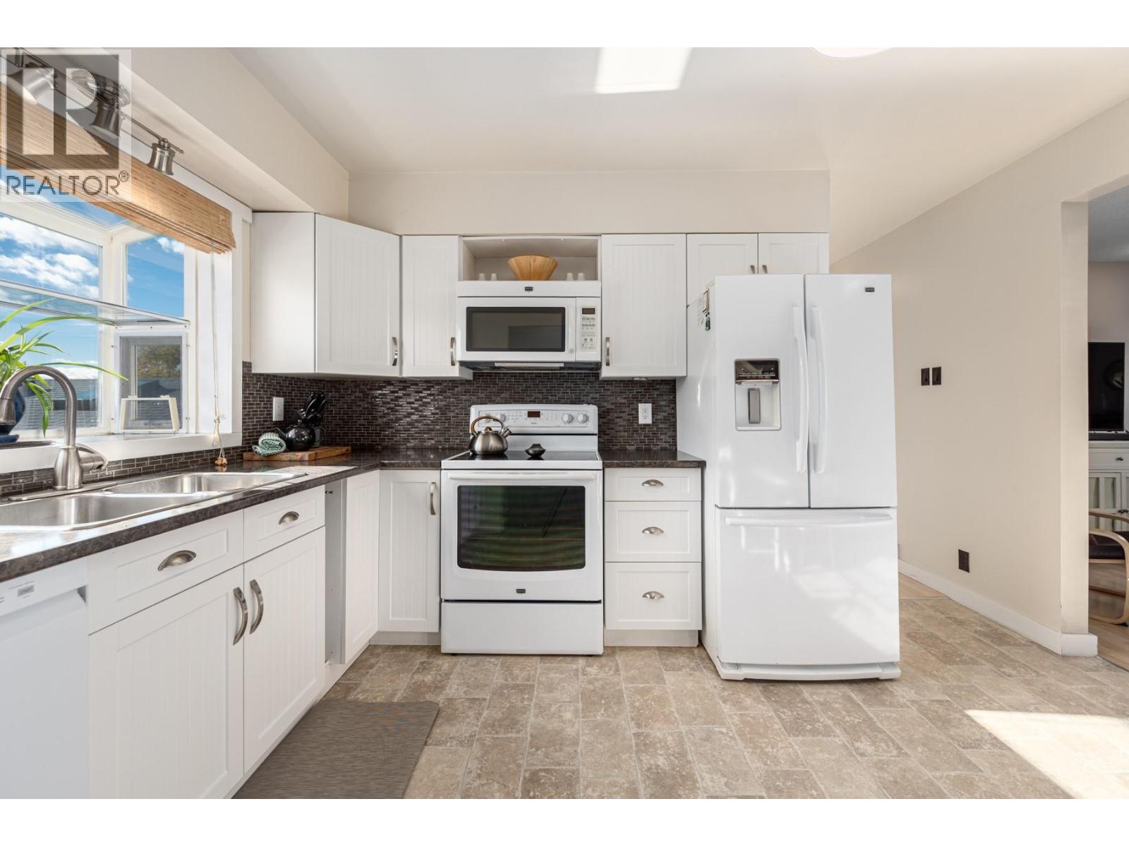 705 Elm Street, Ashcroft, British Columbia  V0K 1A0 - Photo 7 - 10366947