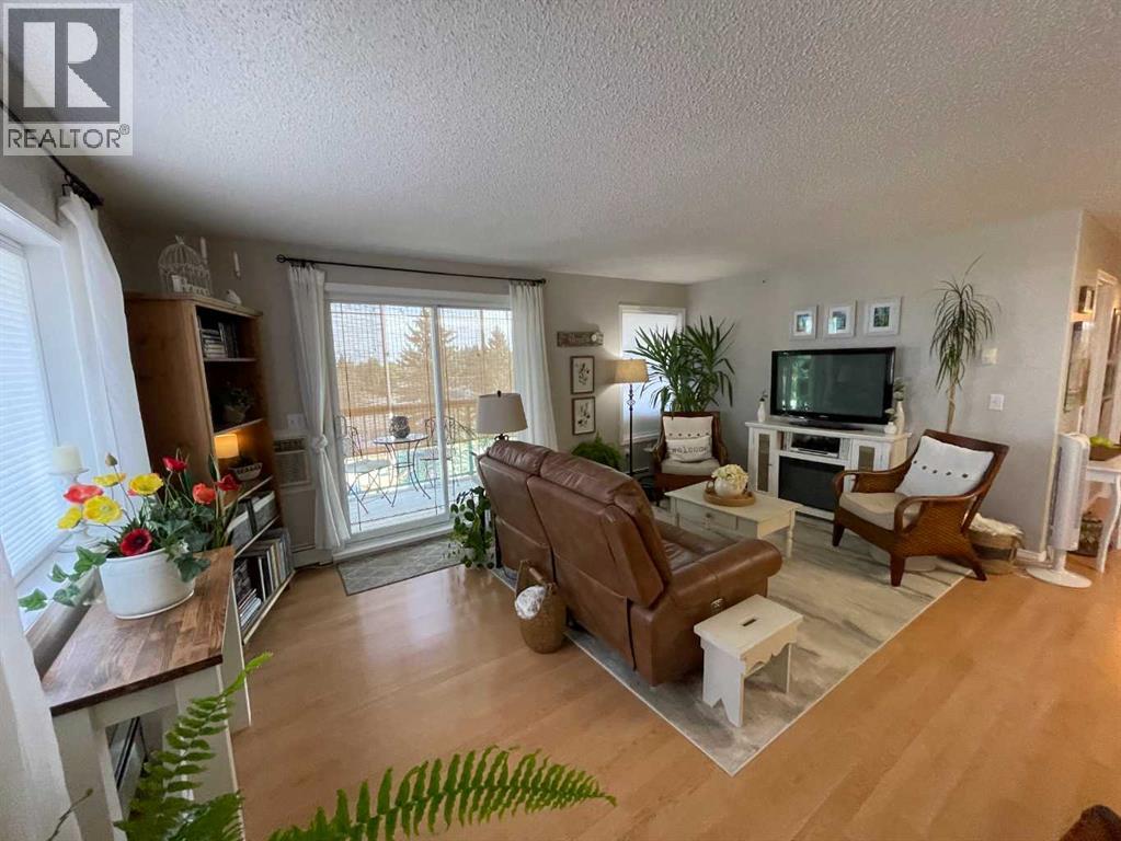 404, 1881 17 Street, Didsbury, Alberta  T0M 0W0 - Photo 9 - A2267256