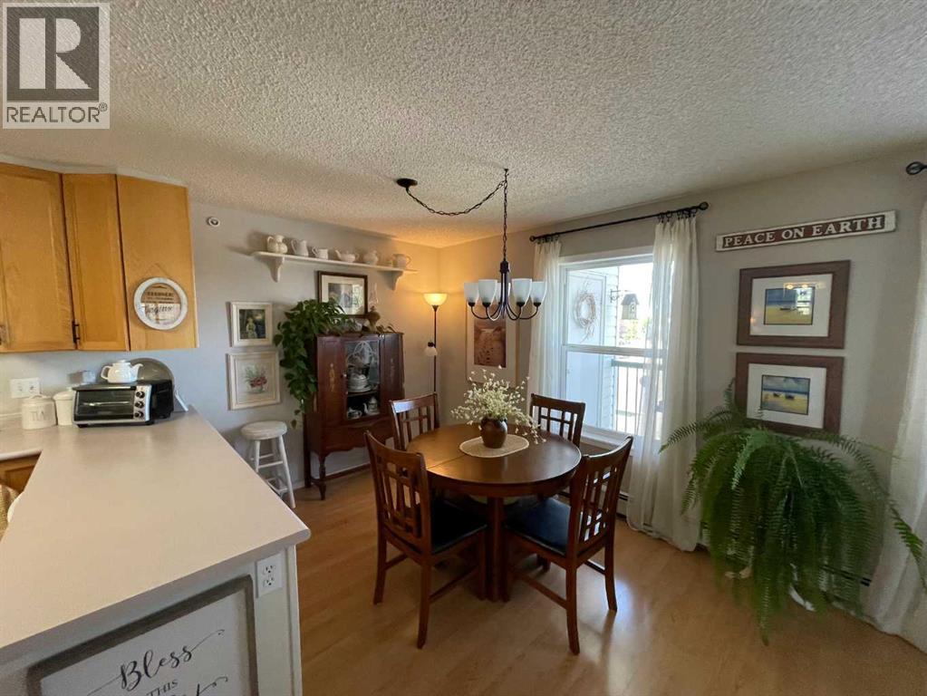 404, 1881 17 Street, Didsbury, Alberta  T0M 0W0 - Photo 7 - A2267256