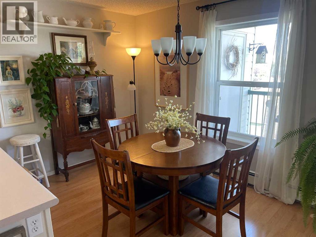 404, 1881 17 Street, Didsbury, Alberta  T0M 0W0 - Photo 8 - A2267256