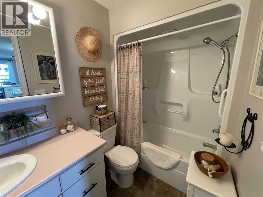 404, 1881 17 Street, Didsbury, Alberta  T0M 0W0 - Photo 22 - A2267256