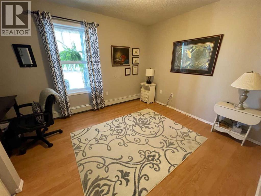 404, 1881 17 Street, Didsbury, Alberta  T0M 0W0 - Photo 21 - A2267256