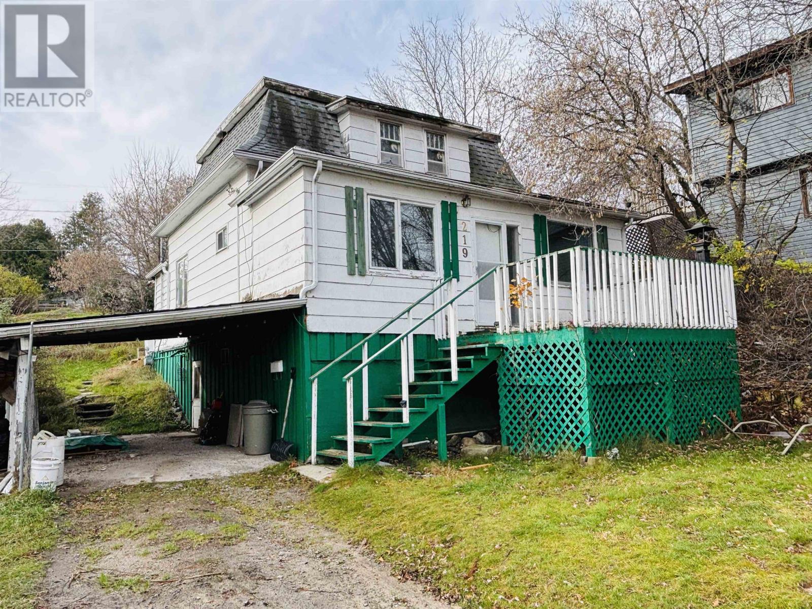 219 Fifth St N, Kenora, Ontario  P9N 2N8 - Photo 2 - TB253368