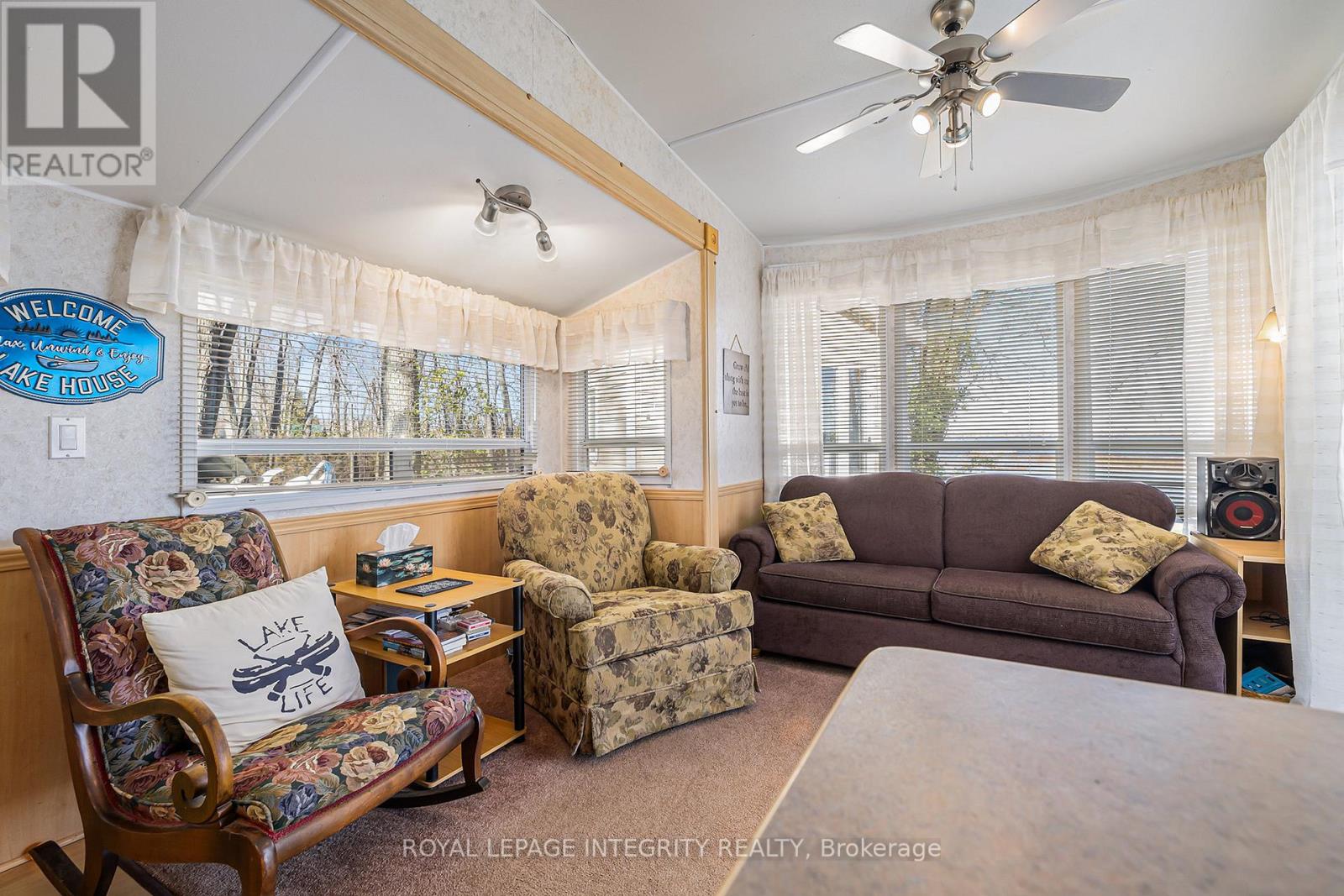 119 Forrest Drive, Drummond/north Elmsley, Ontario  K7H 3C8 - Photo 5 - X12493650