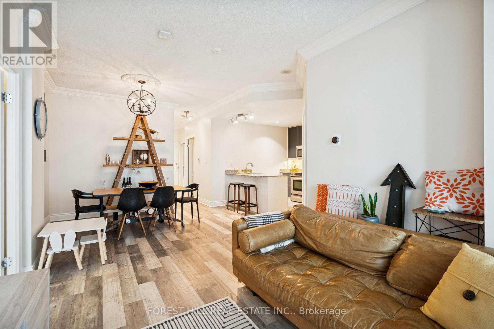 906 - 88 Palace Pier Court, Toronto, Ontario  M8V 4C2 - Photo 13 - W12493380