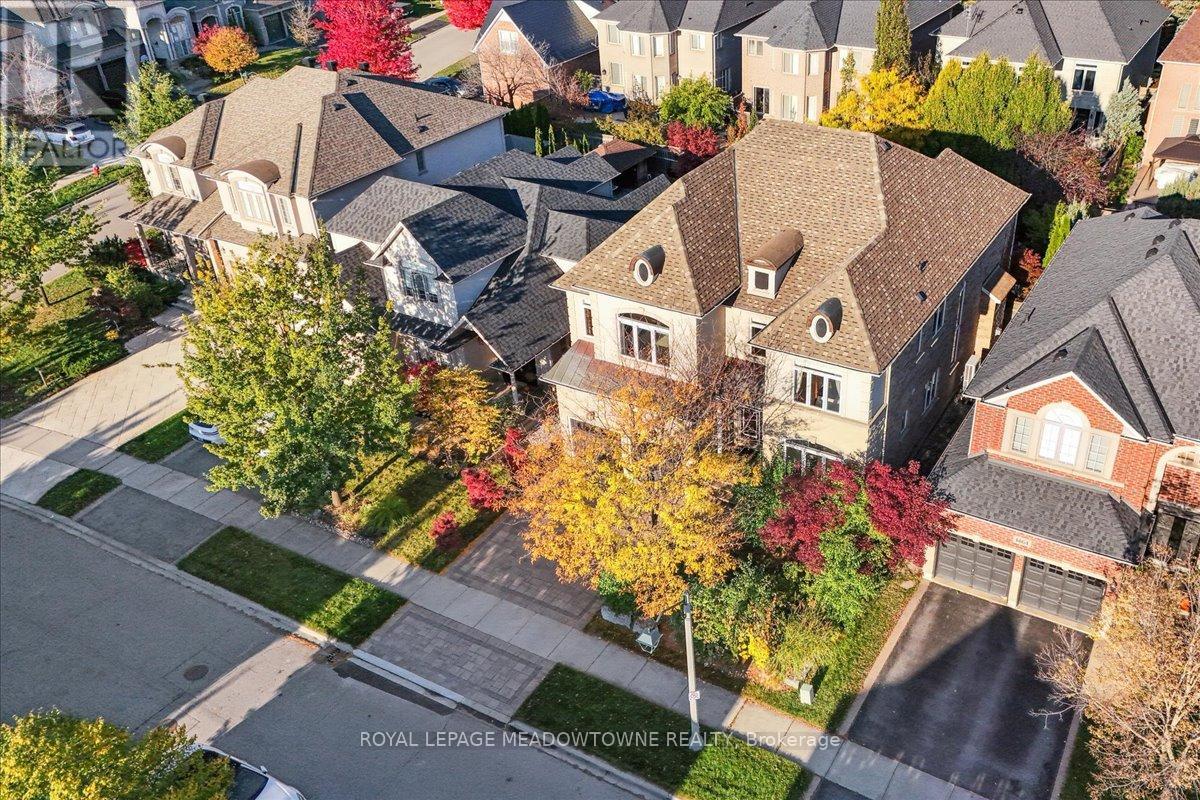 1468 FERNCREST ROAD, Oakville, Ontario