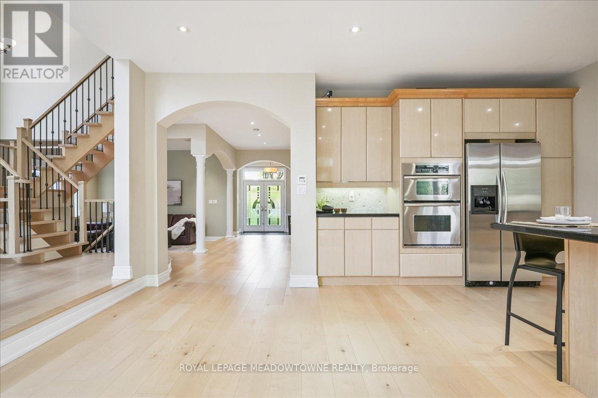 1468 Ferncrest Road, Oakville, Ontario  L6H 7W2 - Photo 19 - W12493390