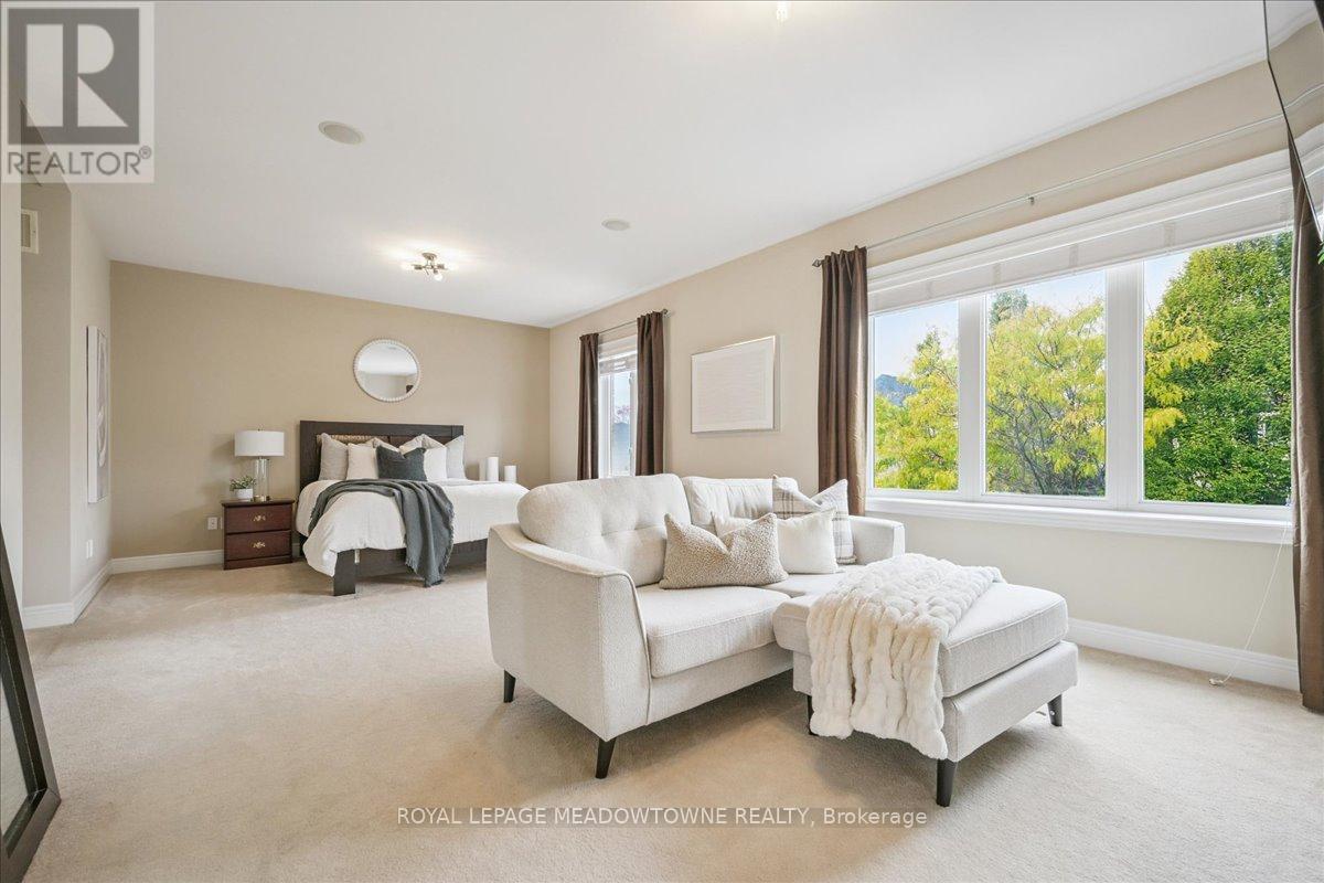 1468 Ferncrest Road, Oakville, Ontario  L6H 7W2 - Photo 25 - W12493390