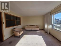 1674 ST CLAIR AVENUE W, Toronto, Ontario