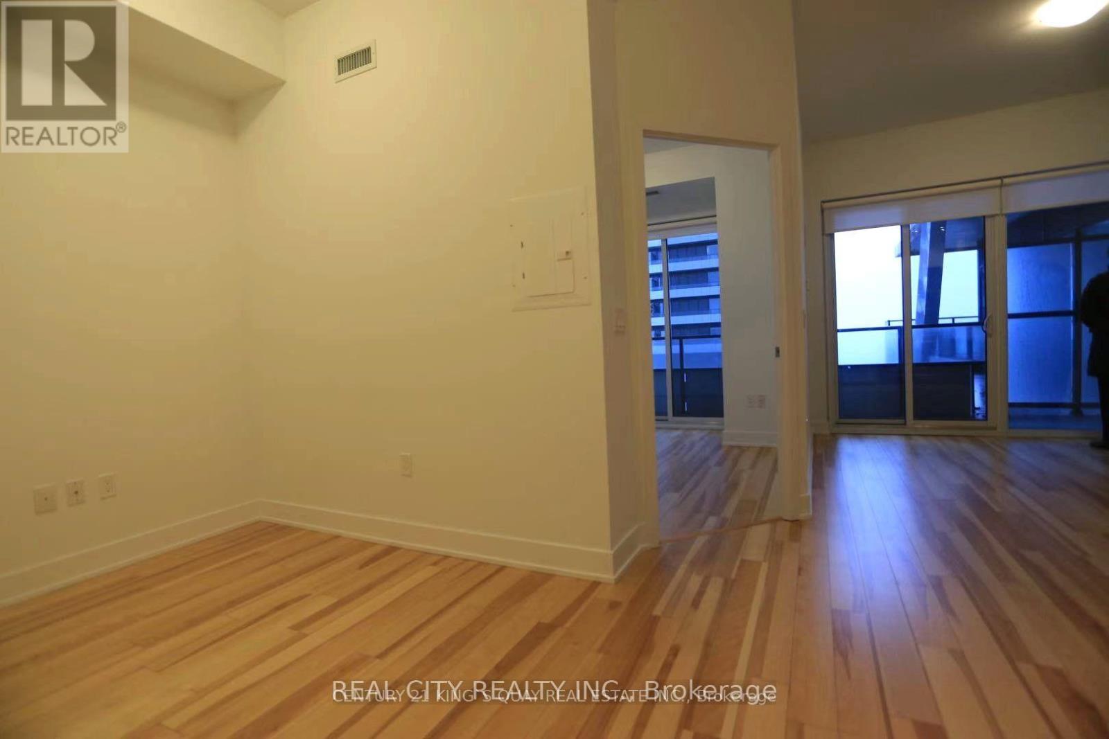 1117 - 30 Shore Breeze Drive, Toronto, Ontario  M8V 0J1 - Photo 6 - W12493462