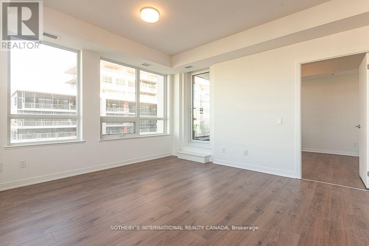 413 - 405 Dundas Street W, Oakville, Ontario  L6M 5P9 - Photo 9 - W12493502