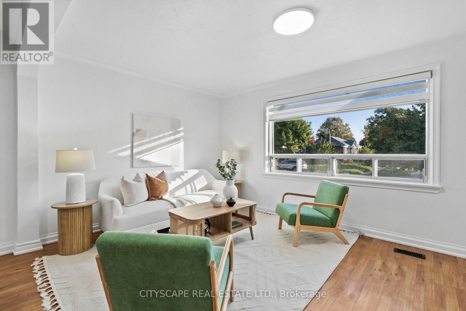 53 Warnica Avenue, Toronto, Ontario  M8Z 1Z6 - Photo 13 - W12493544