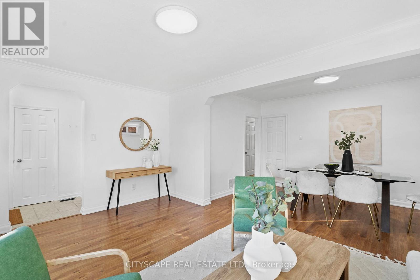 53 Warnica Avenue, Toronto, Ontario  M8Z 1Z6 - Photo 16 - W12493544