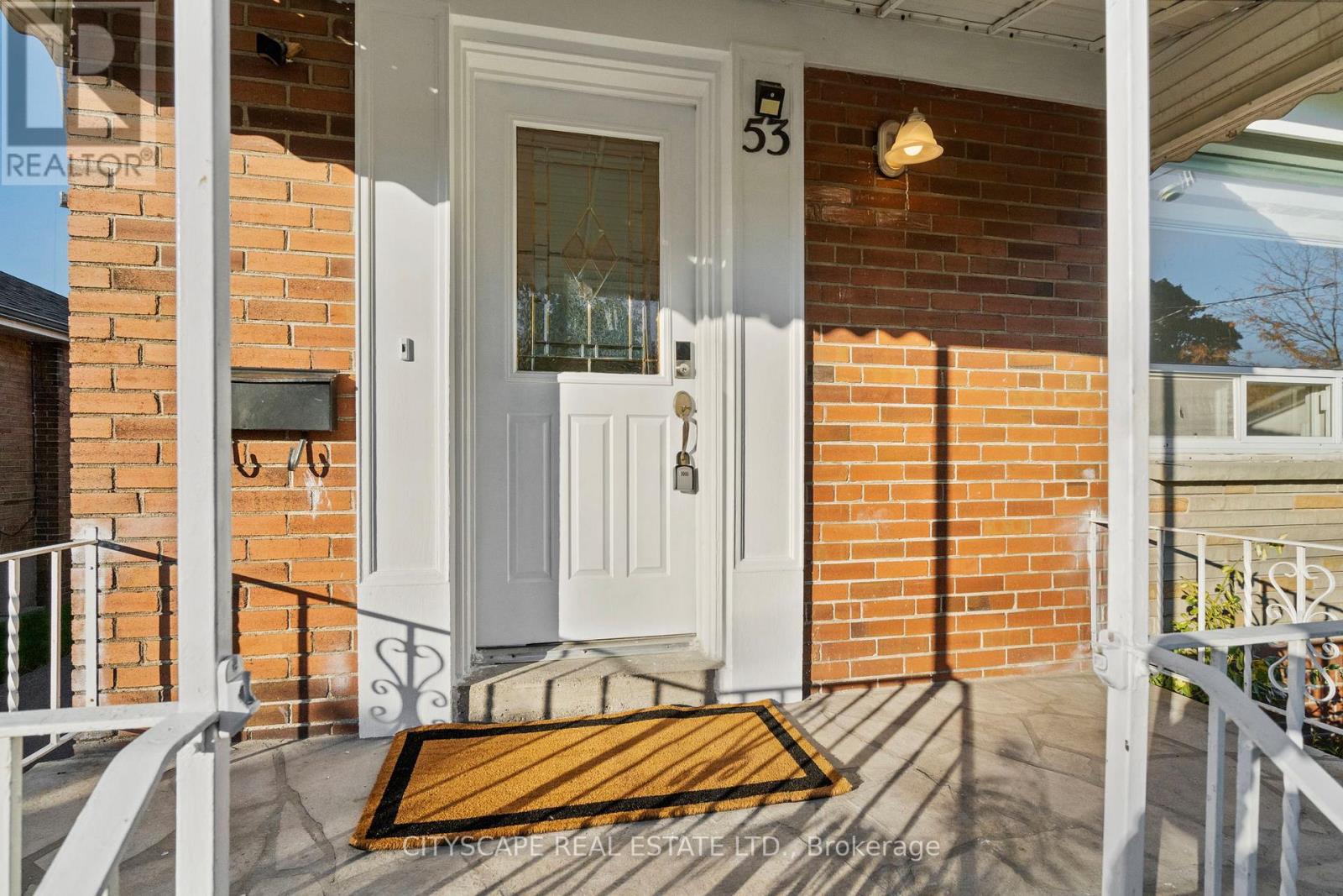 53 Warnica Avenue, Toronto, Ontario  M8Z 1Z6 - Photo 42 - W12493544