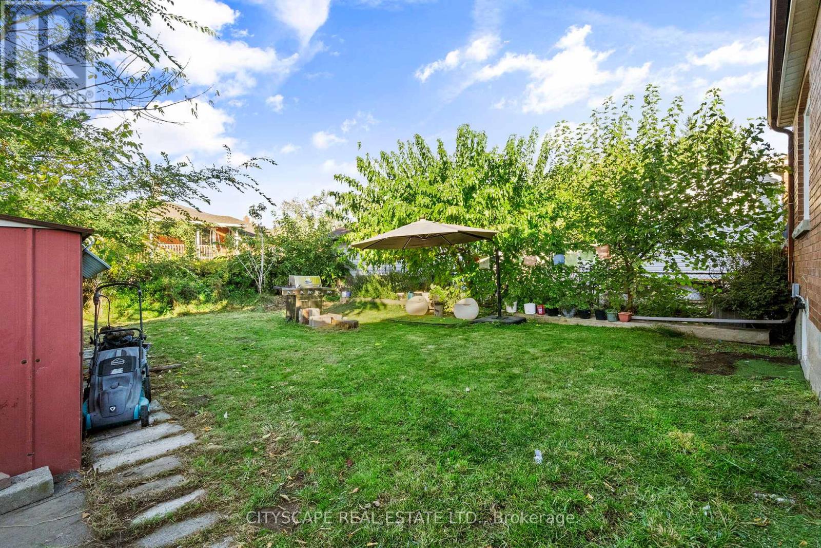 53 Warnica Avenue, Toronto, Ontario  M8Z 1Z6 - Photo 44 - W12493544