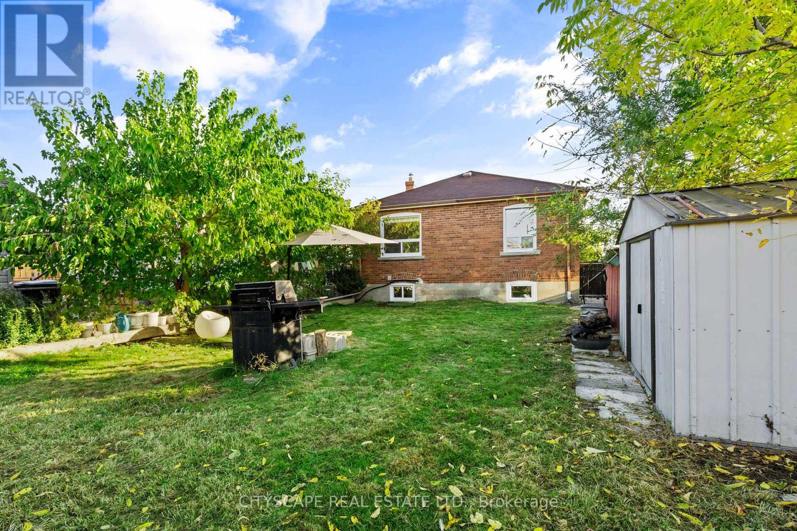 53 Warnica Avenue, Toronto, Ontario  M8Z 1Z6 - Photo 47 - W12493544