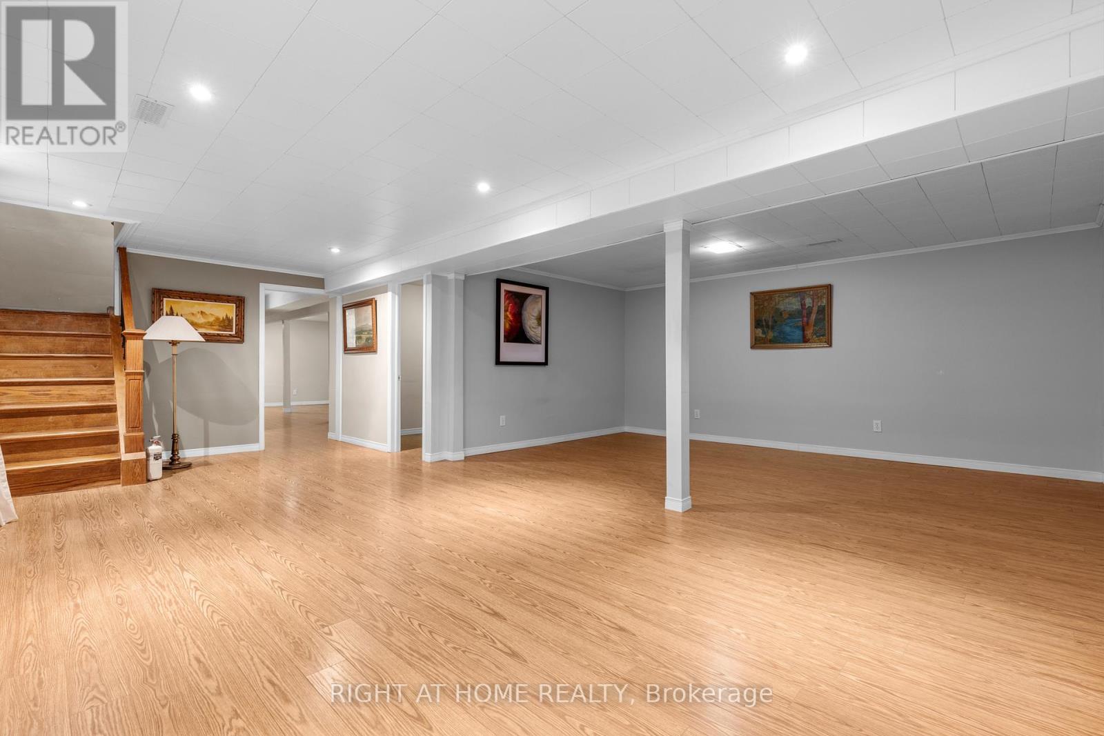 690 The West Mall W, Toronto, Ontario  M9C 1H3 - Photo 25 - W12493550