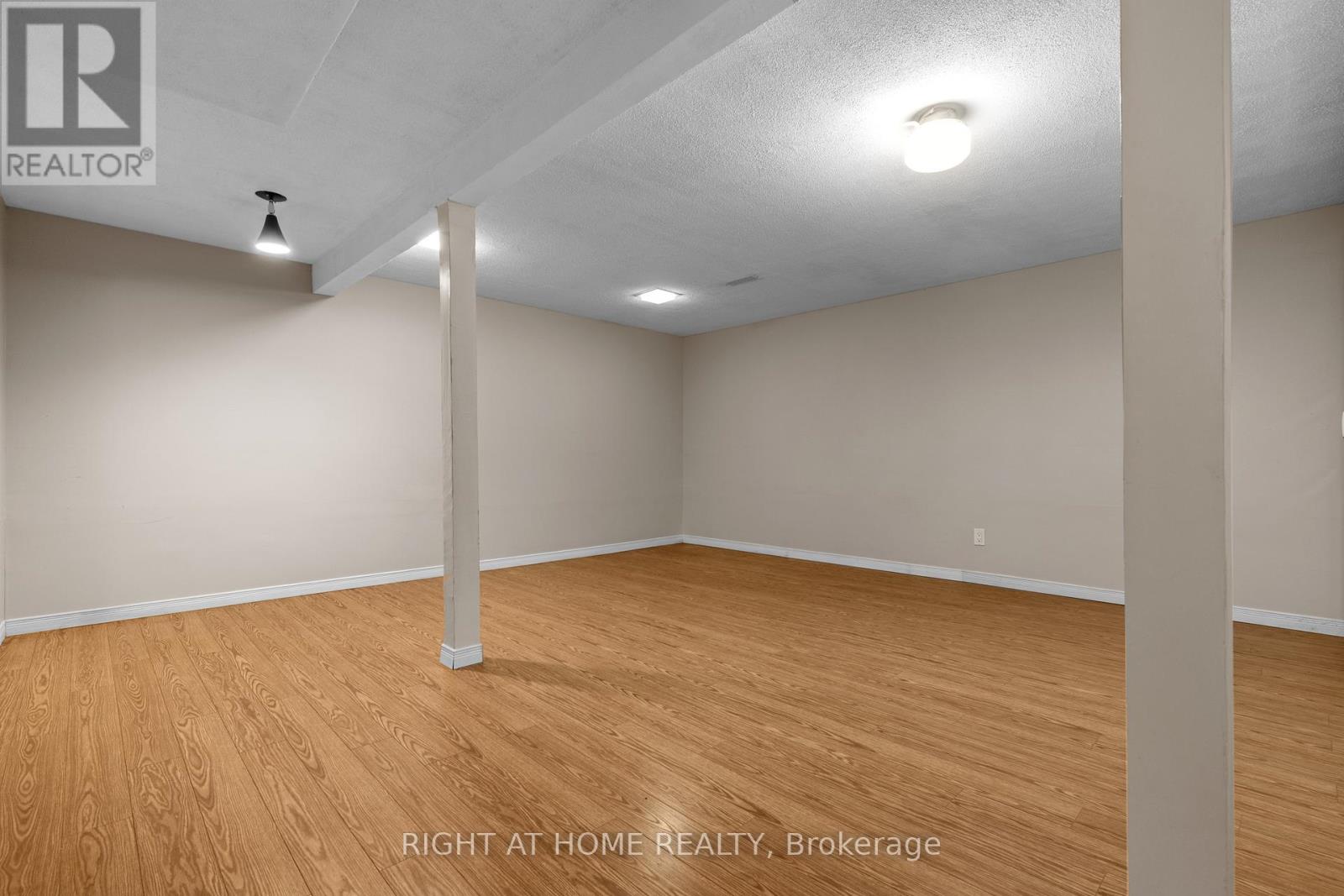 690 The West Mall W, Toronto, Ontario  M9C 1H3 - Photo 28 - W12493550