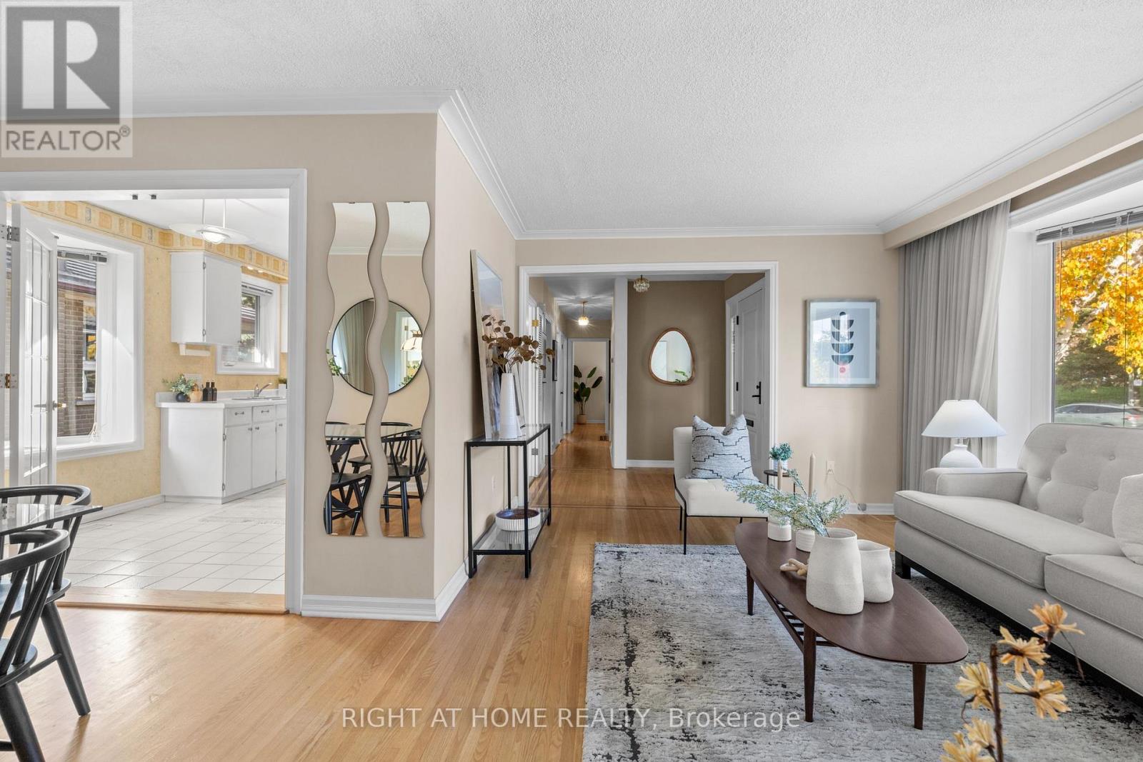 690 The West Mall W, Toronto, Ontario  M9C 1H3 - Photo 8 - W12493550