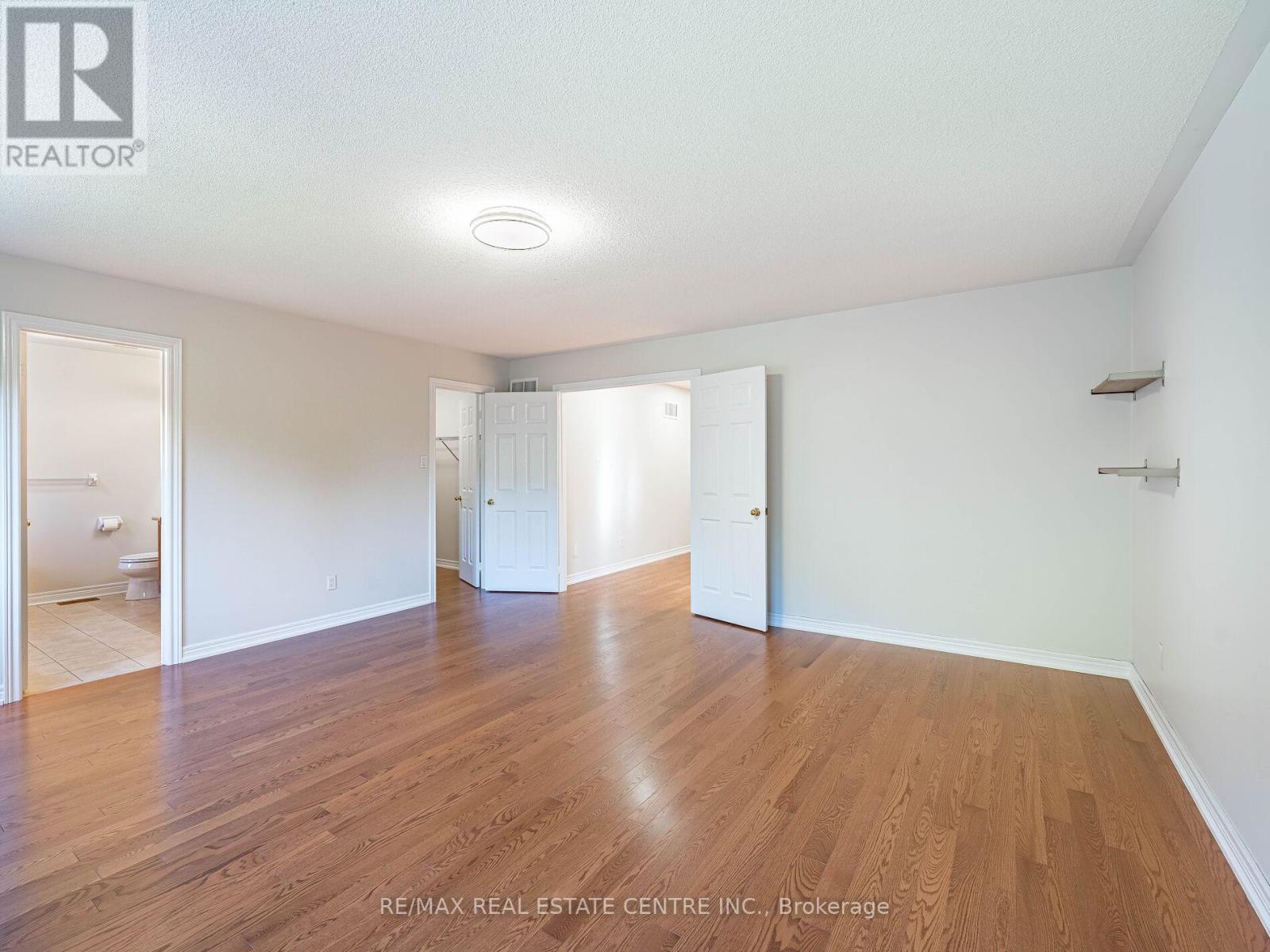 1581 Portsmouth Place, Mississauga, Ontario  L5M 7W2 - Photo 20 - W12493568