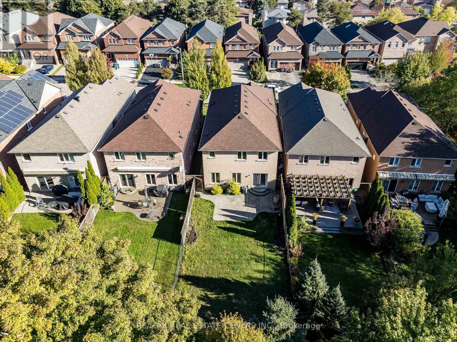 1581 Portsmouth Place, Mississauga, Ontario  L5M 7W2 - Photo 41 - W12493568