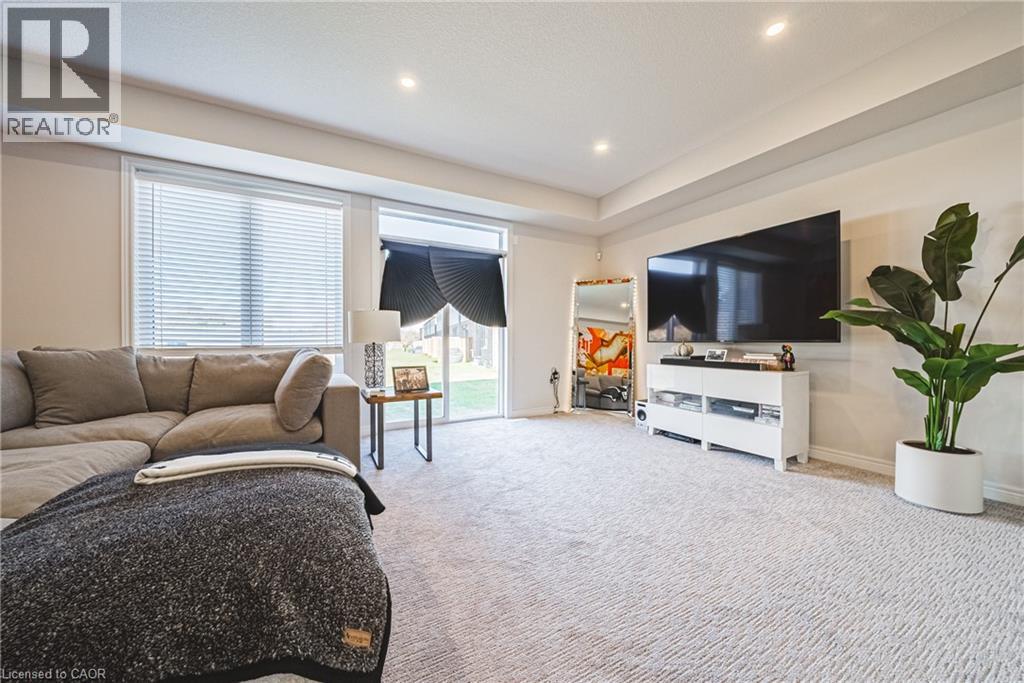 21 Zoe Lane, Binbrook, Ontario  L0R 1C0 - Photo 15 - 40784260