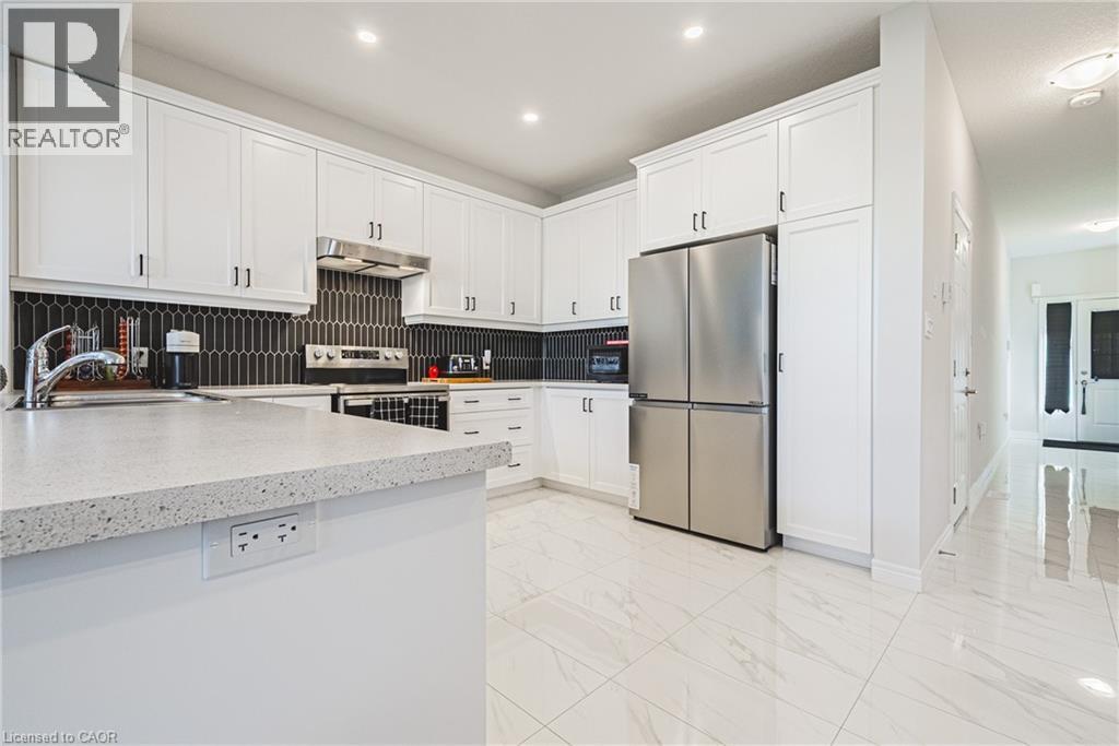 21 Zoe Lane, Binbrook, Ontario  L0R 1C0 - Photo 9 - 40784260