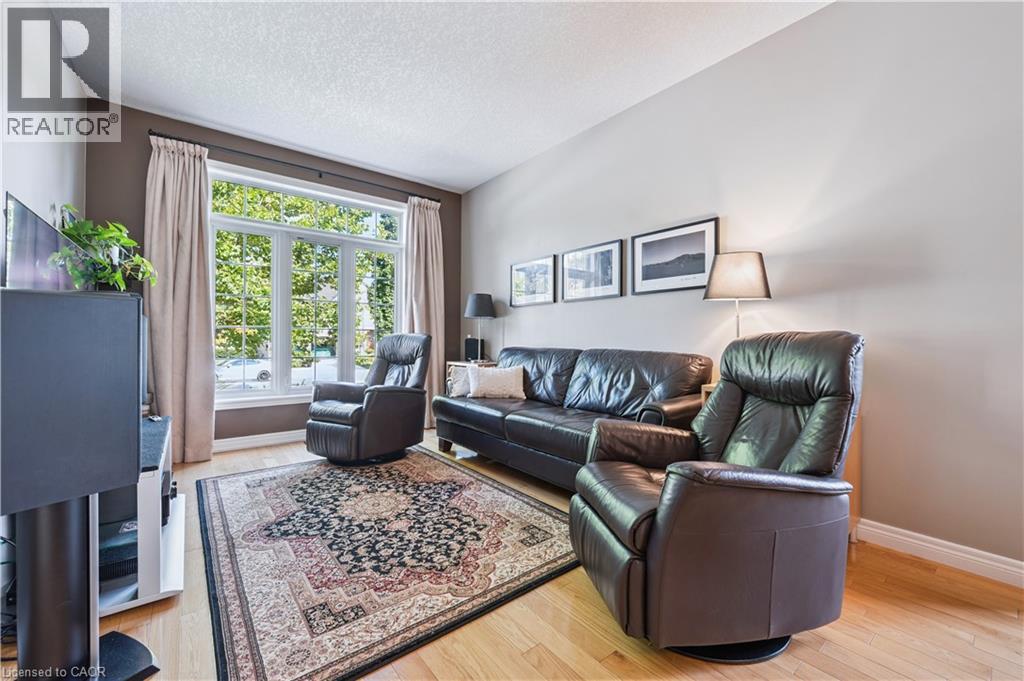 867 Creekside Drive, Waterloo, Ontario  N2V 2S7 - Photo 7 - 40767169