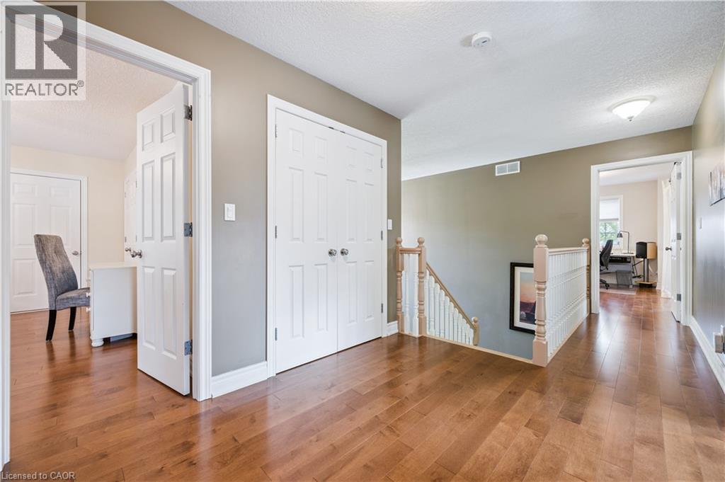 867 Creekside Drive, Waterloo, Ontario  N2V 2S7 - Photo 19 - 40767169