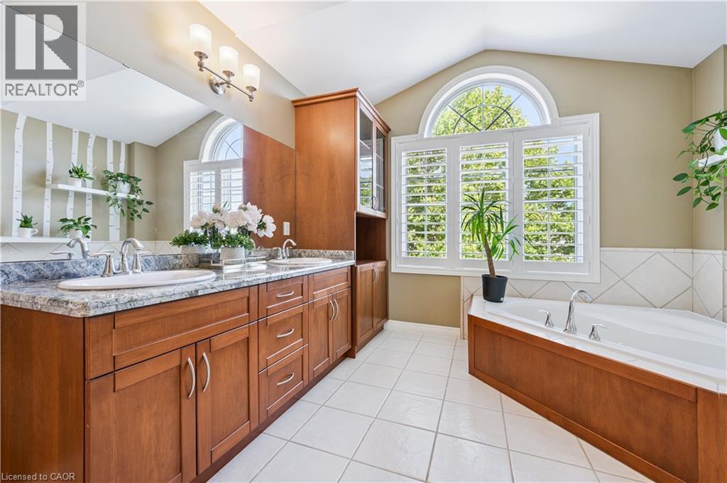 867 Creekside Drive, Waterloo, Ontario  N2V 2S7 - Photo 26 - 40767169