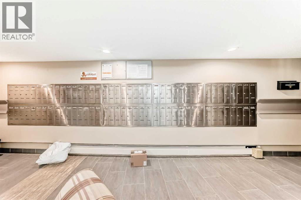 313, 816 89 Avenue Sw, Calgary, Alberta T2V 4N8 - Photo 7 - A2234829