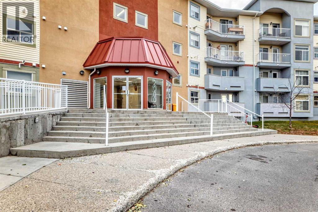 2212, 700 Willowbrook Road Nw, Airdrie, Alberta  T2B 2B7 - Photo 4 - A2267010