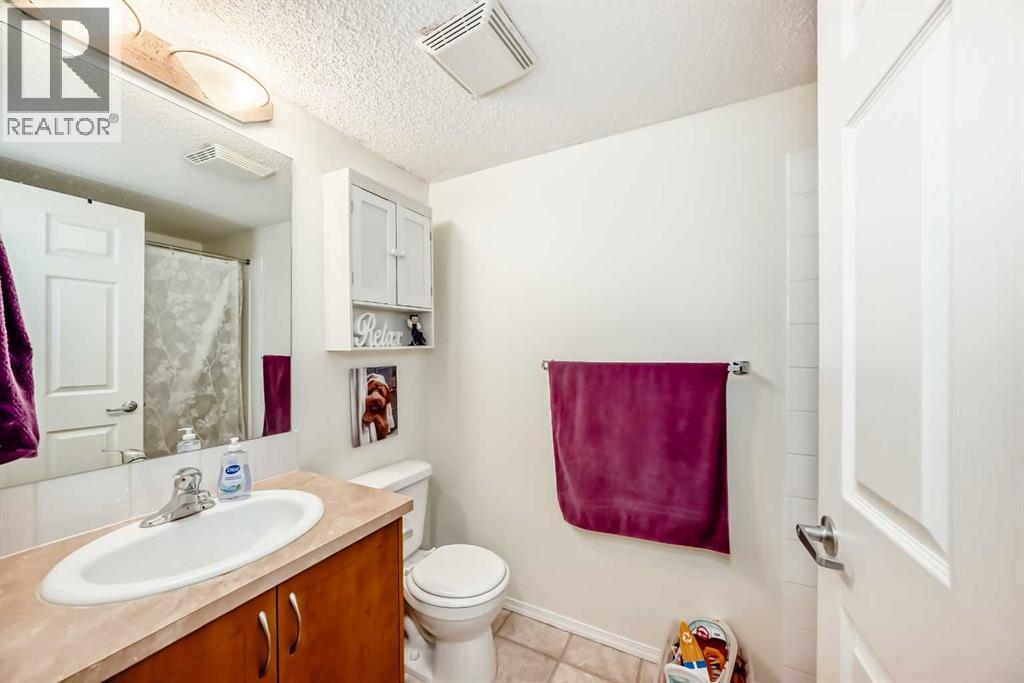 2212, 700 Willowbrook Road Nw, Airdrie, Alberta  T2B 2B7 - Photo 24 - A2267010