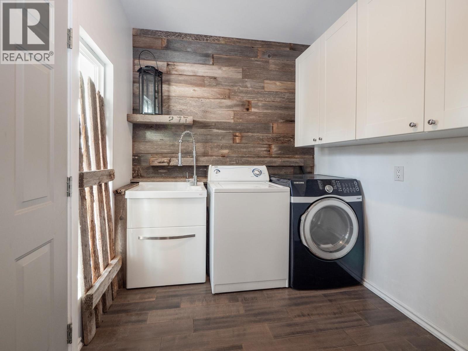 747 Cascade Crescent, Gibsons, British Columbia  V0N 1V9 - Photo 15 - R2948835